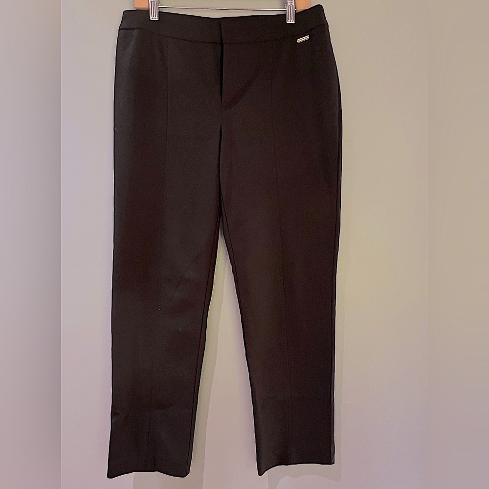 Charter Club Black Trousers with Gold Accents Size 8 in excellent condition